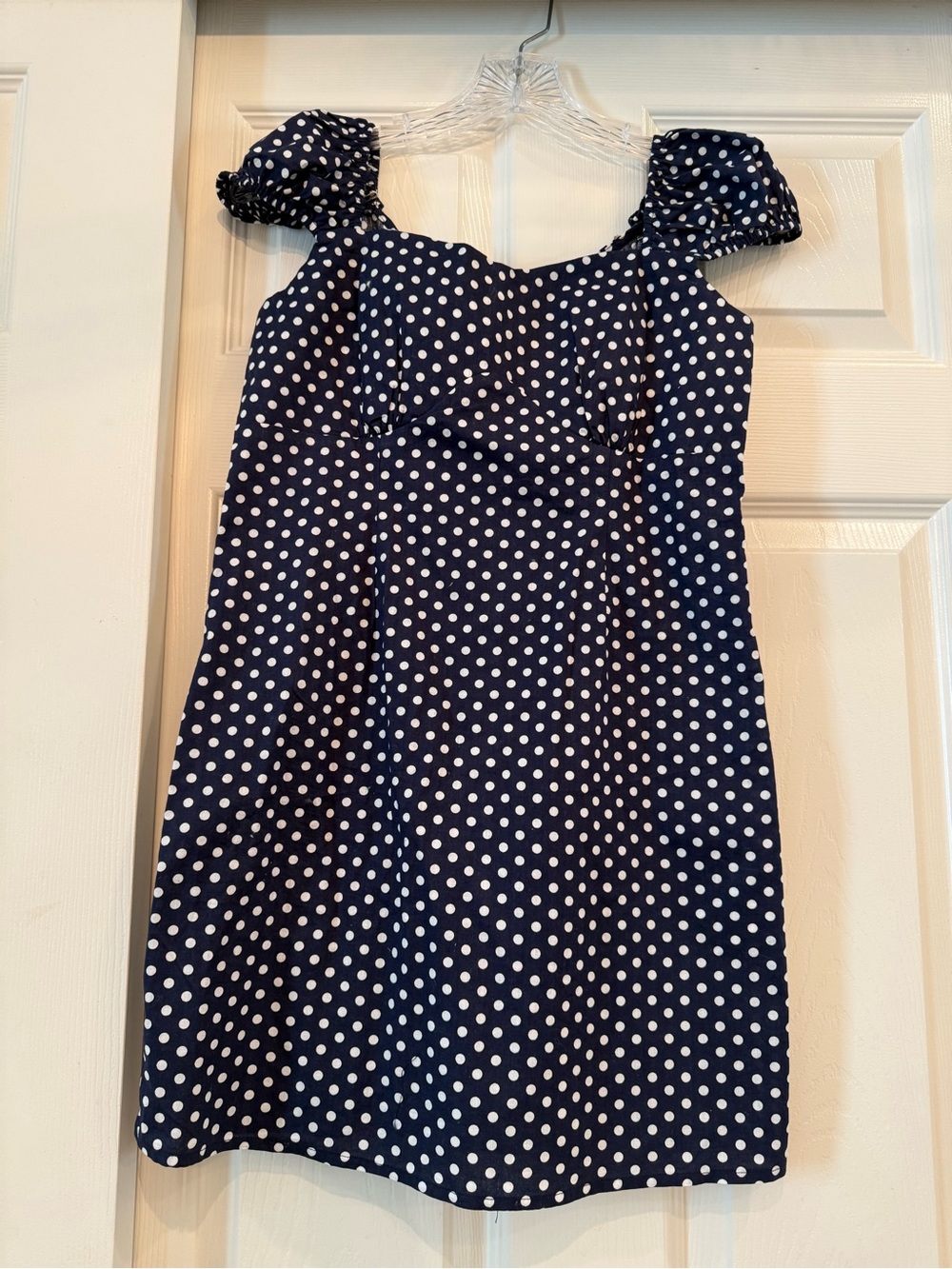 NWOT Navy Polka Dot Puff-Sleeve Casual Dress